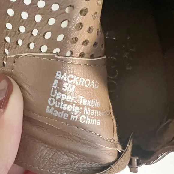 COCONUT by MATISSE Back Road Perforated Western Ankle Boots size 8.5 - Picture 8 of 11